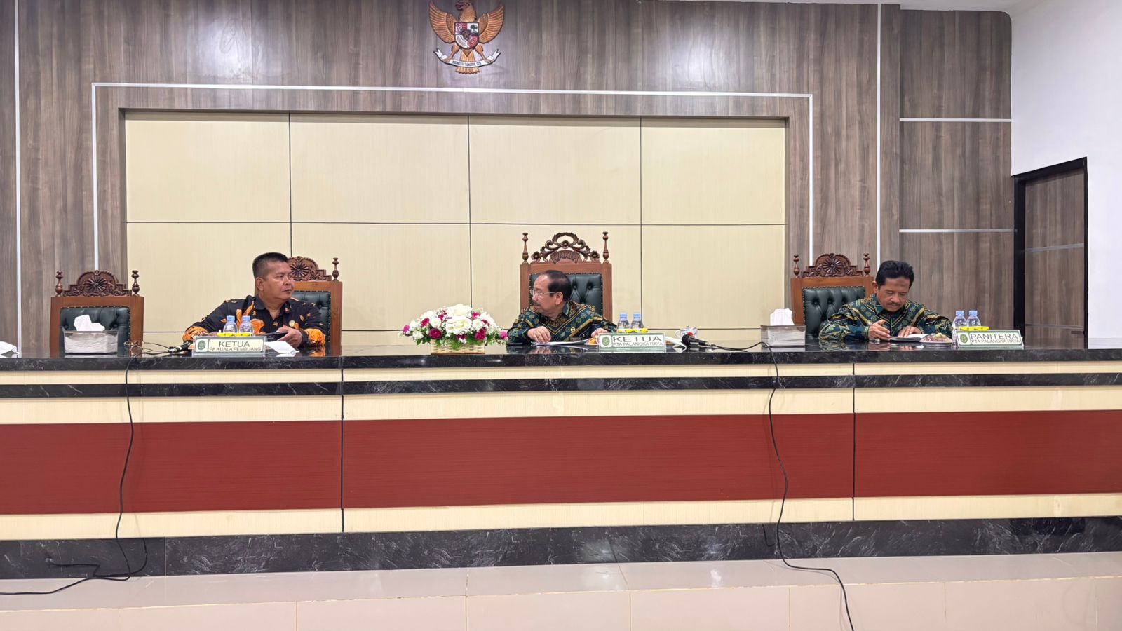 71. Pimpinan PTA Palangka Raya Berikan Pembinaan di PA Kuala Pembuang 2